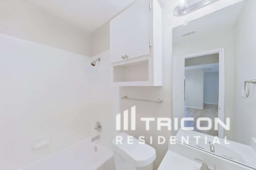 Building Photo - 4805 Sugar Tree Ct