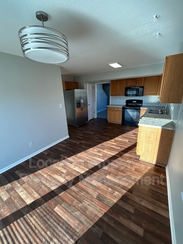 Building Photo - 2709 Harrison Pl