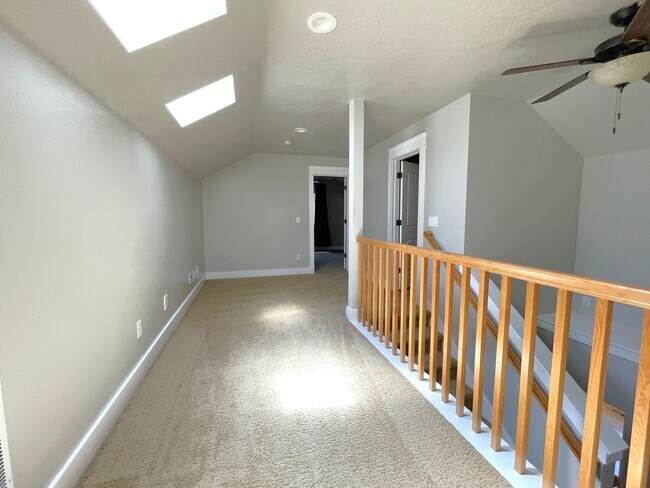 Building Photo - Gorgeous 4 bed 3 bath home in Meridian, ju...