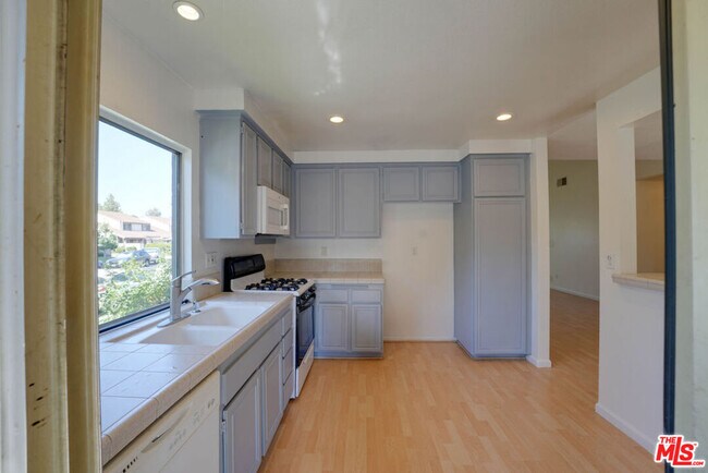 Building Photo - 24640 Masters Cup Way