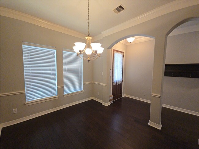 Building Photo - 1515 Olive Park