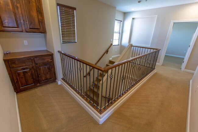 Building Photo - 4700 S Fulton Ranch Blvd