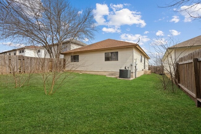 Building Photo - 9711 Arcade Ridge