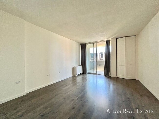 Building Photo - 909 Logan St