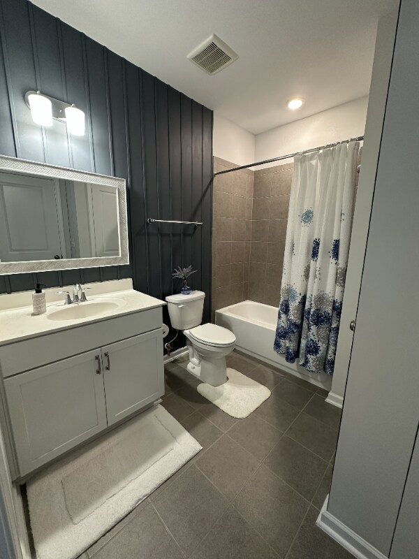 Building Photo - 7125 Crested Iris Pl