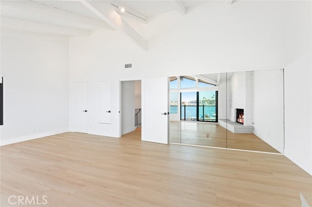 Building Photo - 404 S Bay Front