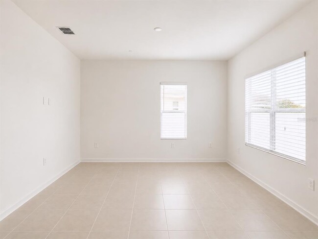 Building Photo - 2156 Rider Rain Ln