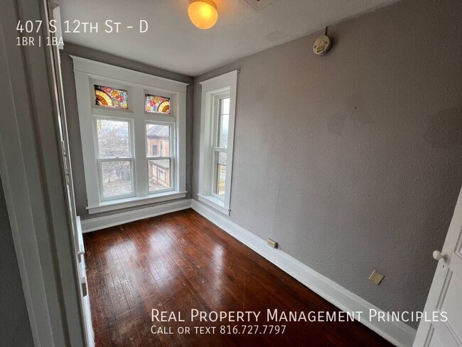 Building Photo - Spacious 1 Bedroom 1 Bath Apartment!! Depo...