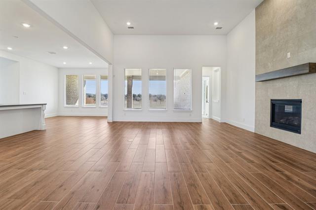 Building Photo - 901 Bluebonnet Dr