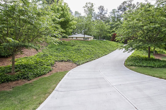 Building Photo - 720 Langford Ln NW