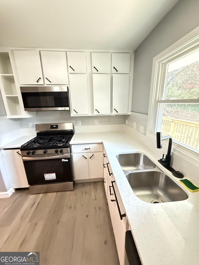 Building Photo - 2242 Chamois Ct