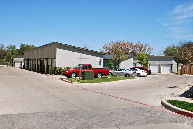 Building Photo - Taylors Farm