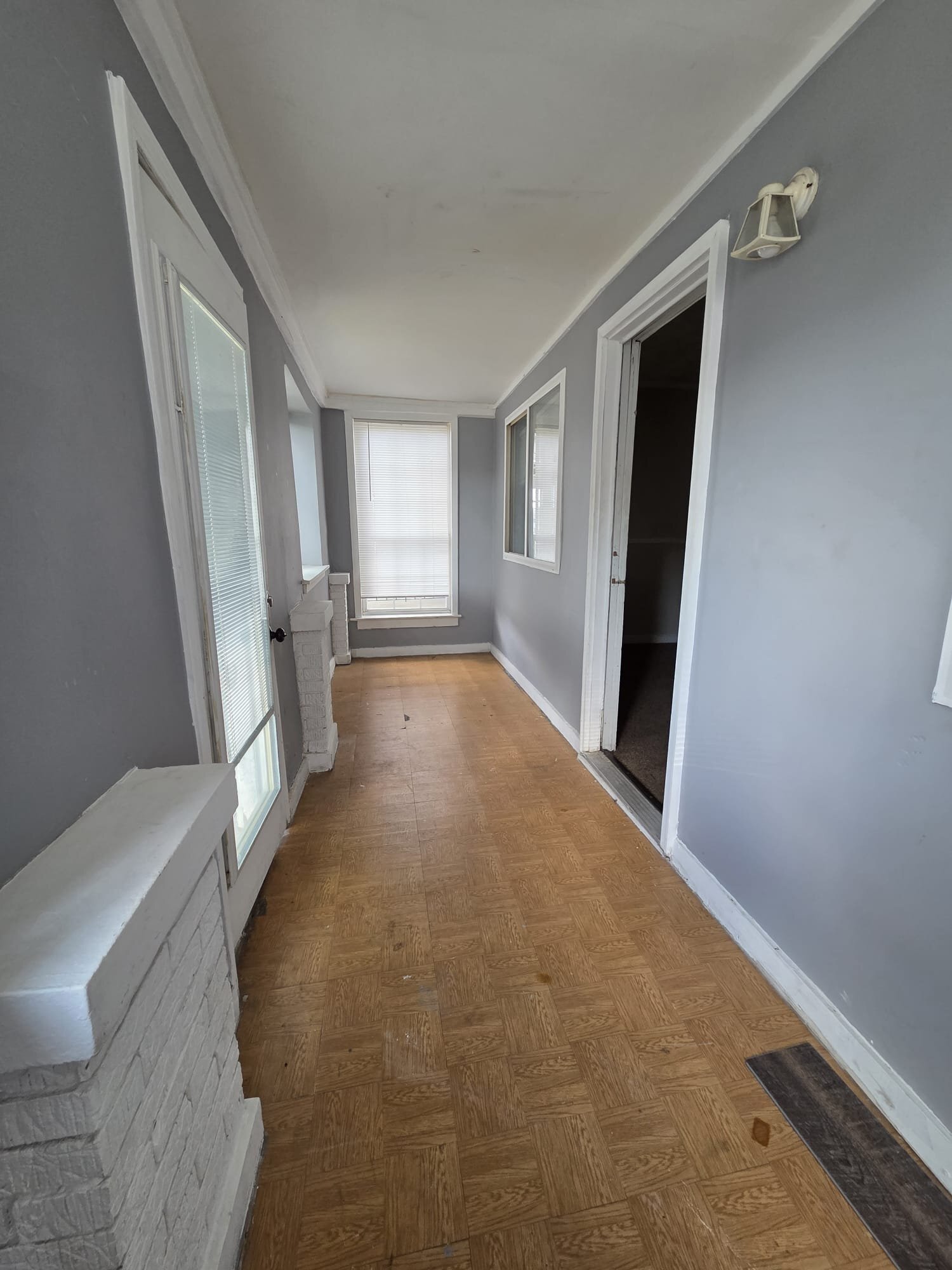 Building Photo - 13835 Barclay St