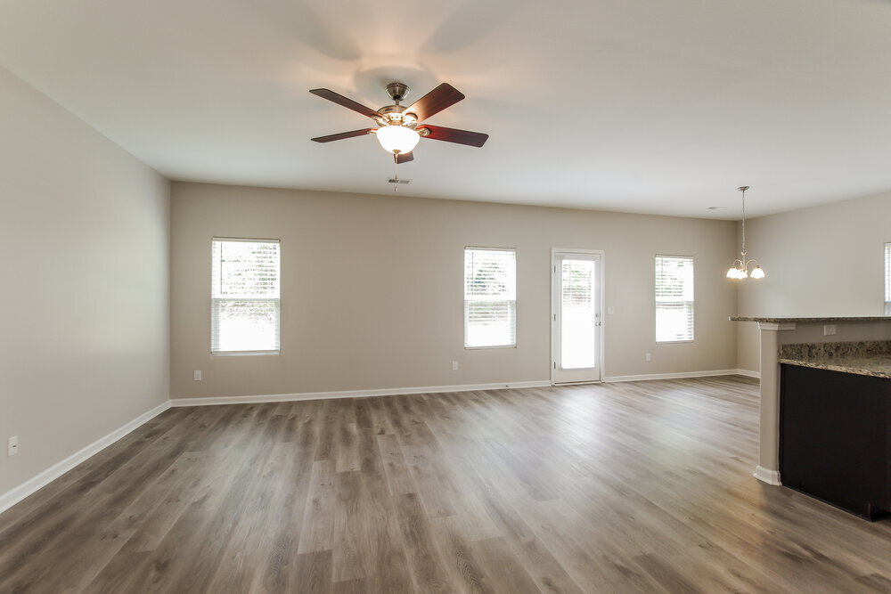 Building Photo - 2621 Meadow Crossing Dr