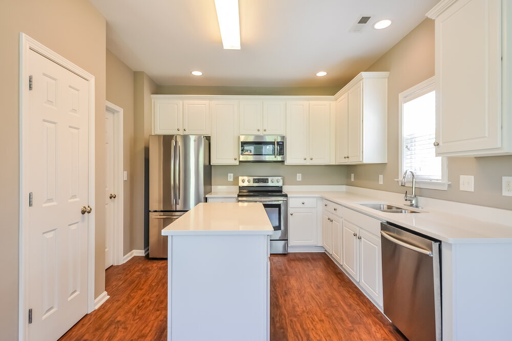 Building Photo - 353 Collinsworth Dr
