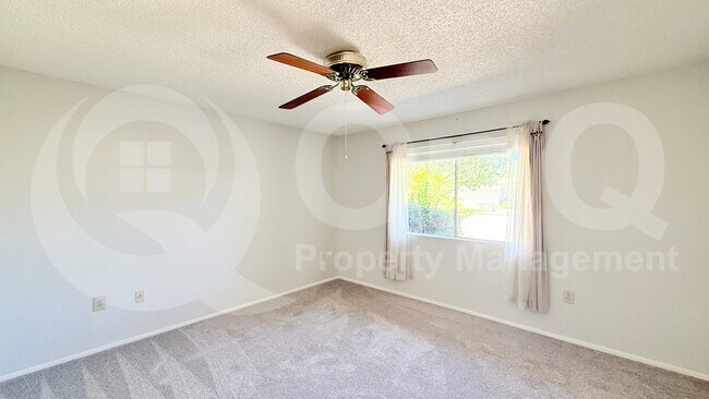Building Photo - 12527 W Prospect Dr