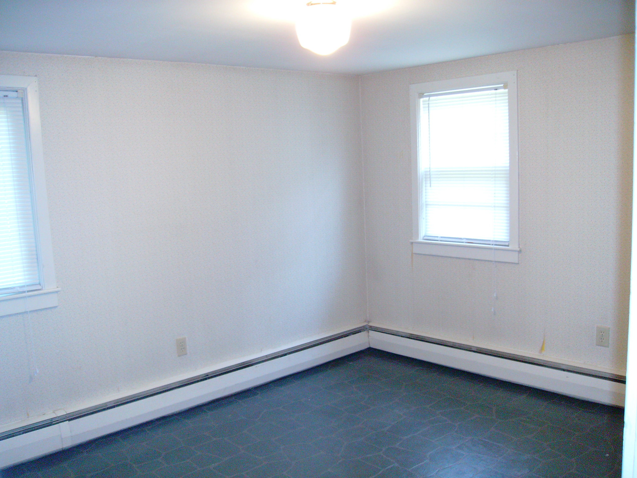 Building Photo - 39 Wellsprings Lane