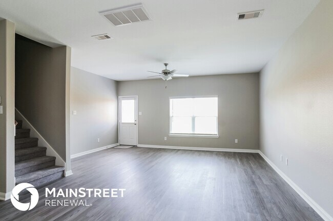 Building Photo - 23028 Bellini Dr