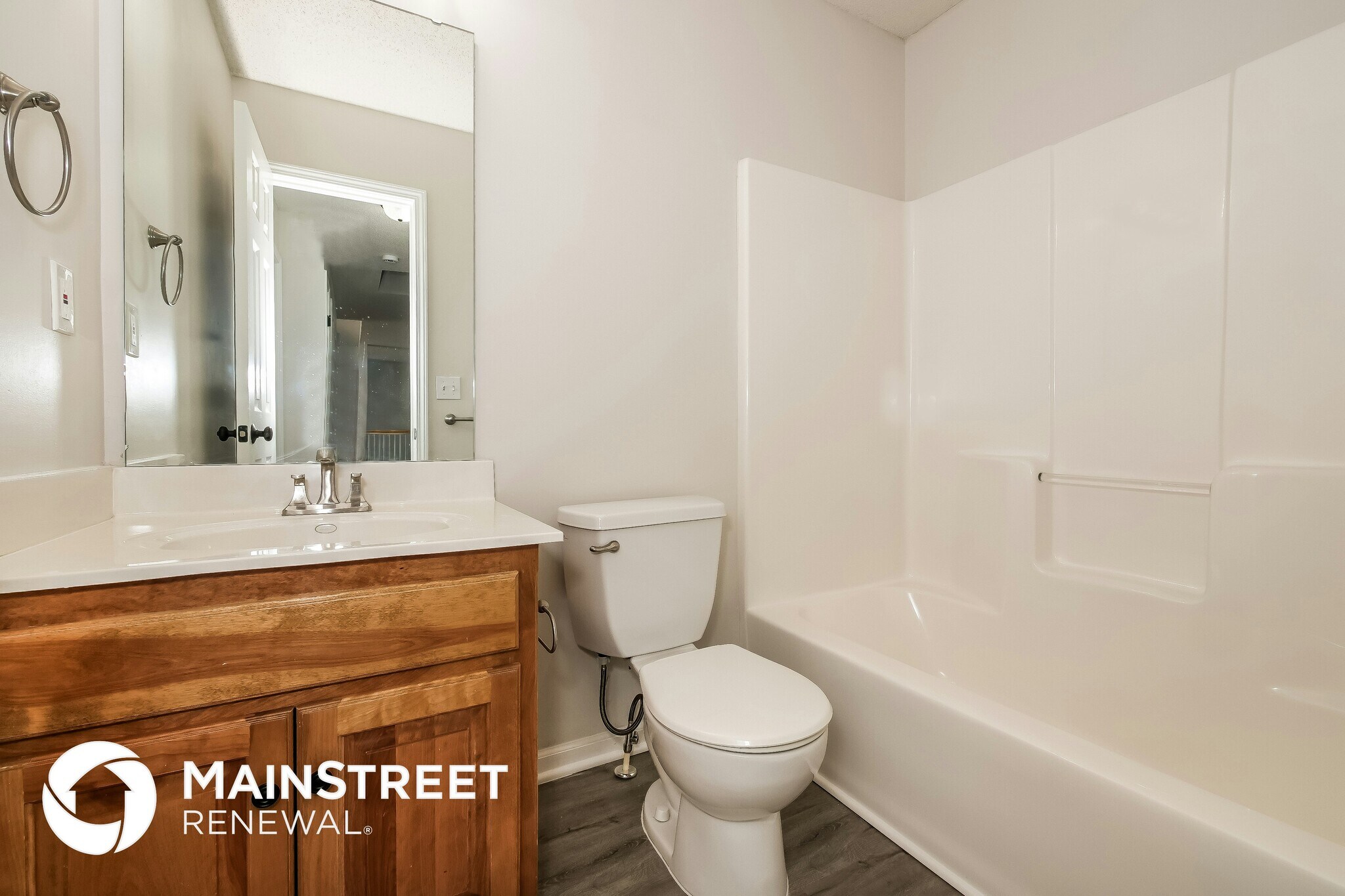 Building Photo - 242 W Cheyenne St