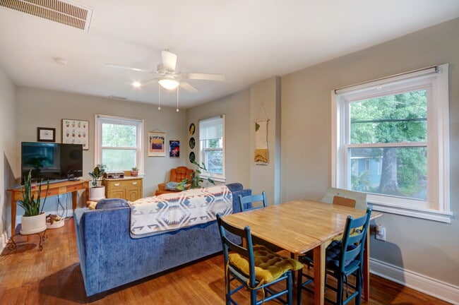 Building Photo - 1315 Seiler Ave