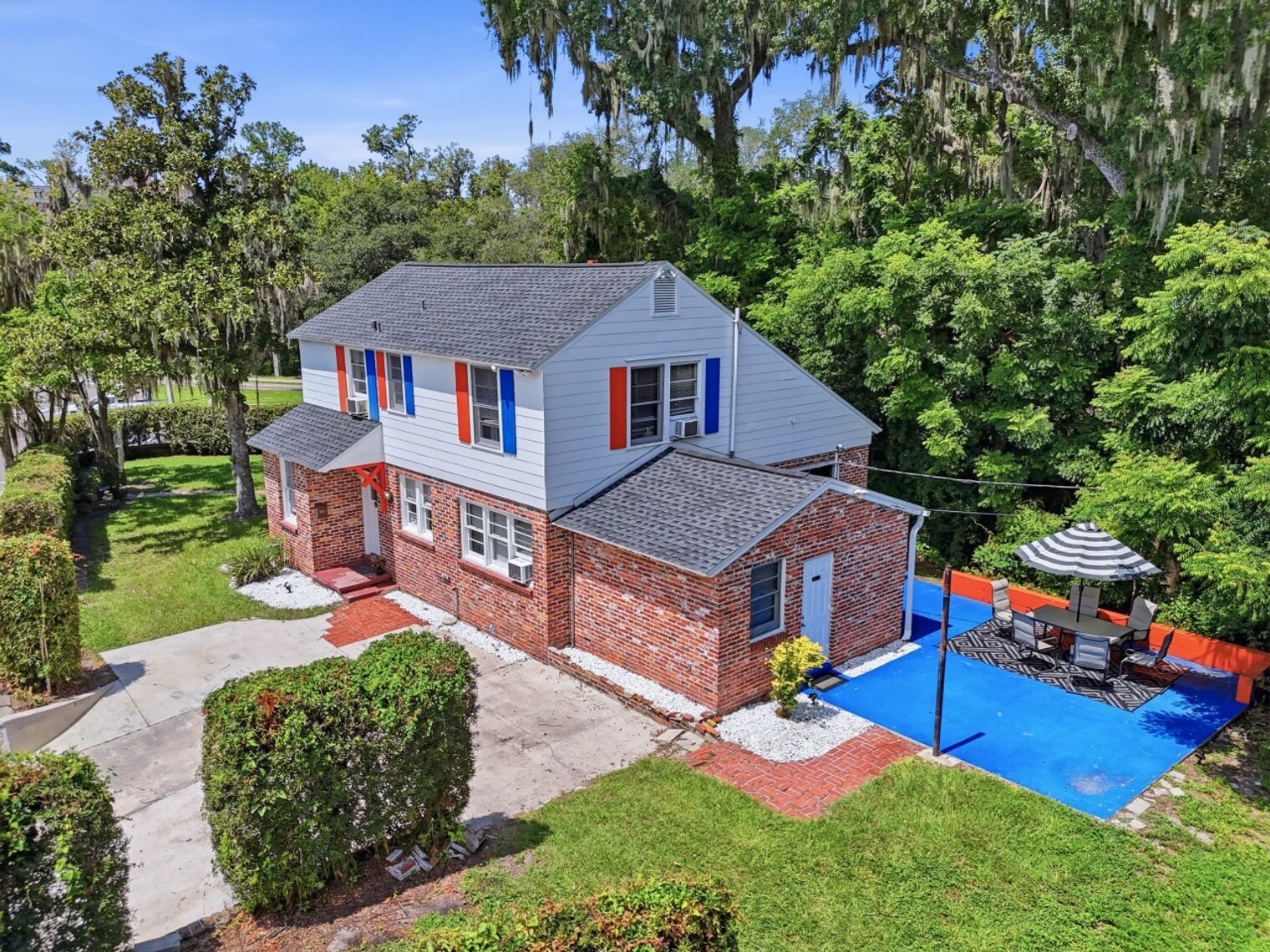 Building Photo - 949 SW 13th St