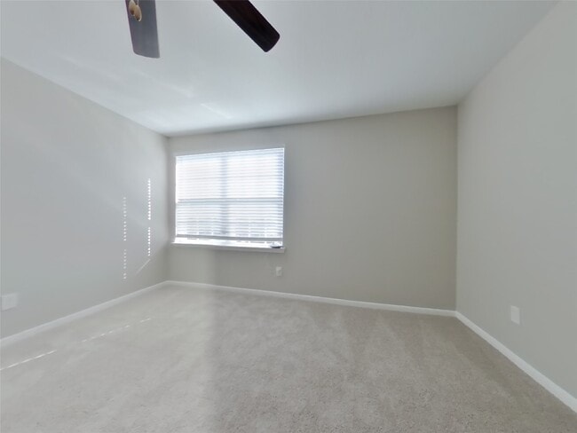 Building Photo - 441 Palomino Stand Dr