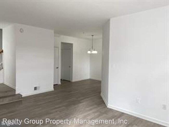 Building Photo - 4 br, 3.5 bath House - 18148 Royal Bonnet ...