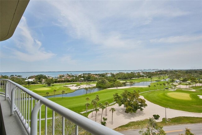 Building Photo - 775 Longboat Club Rd