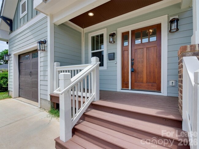 Building Photo - 326 State St