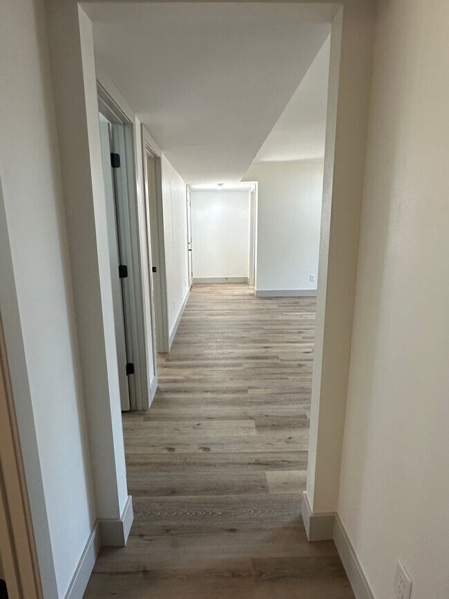 Building Photo - NEW 5 Bed 3 Bath w/ Walk Out Basement Waynesville School District