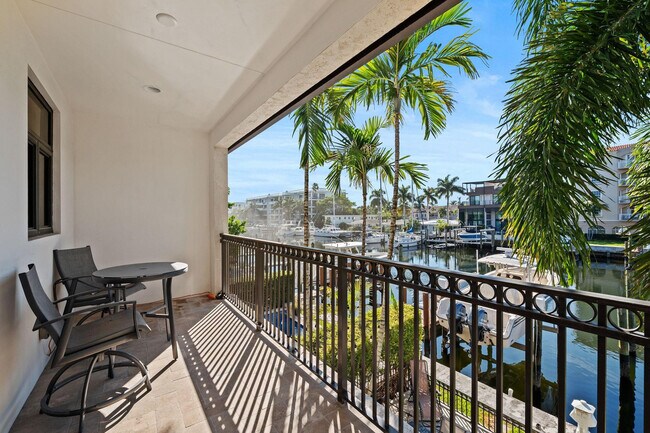 Building Photo - 95 Isle of Venice Dr