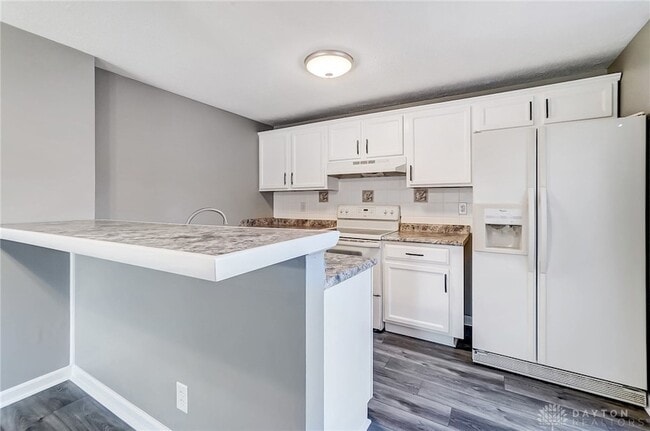 Building Photo - 4825 Flagstone Ct