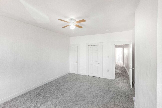 Building Photo - SECTION 8 WELCOME!