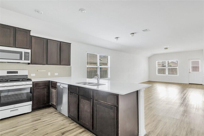 Building Photo - 21316 Quick Fox Dr