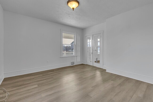 Building Photo - 81 Beaver St