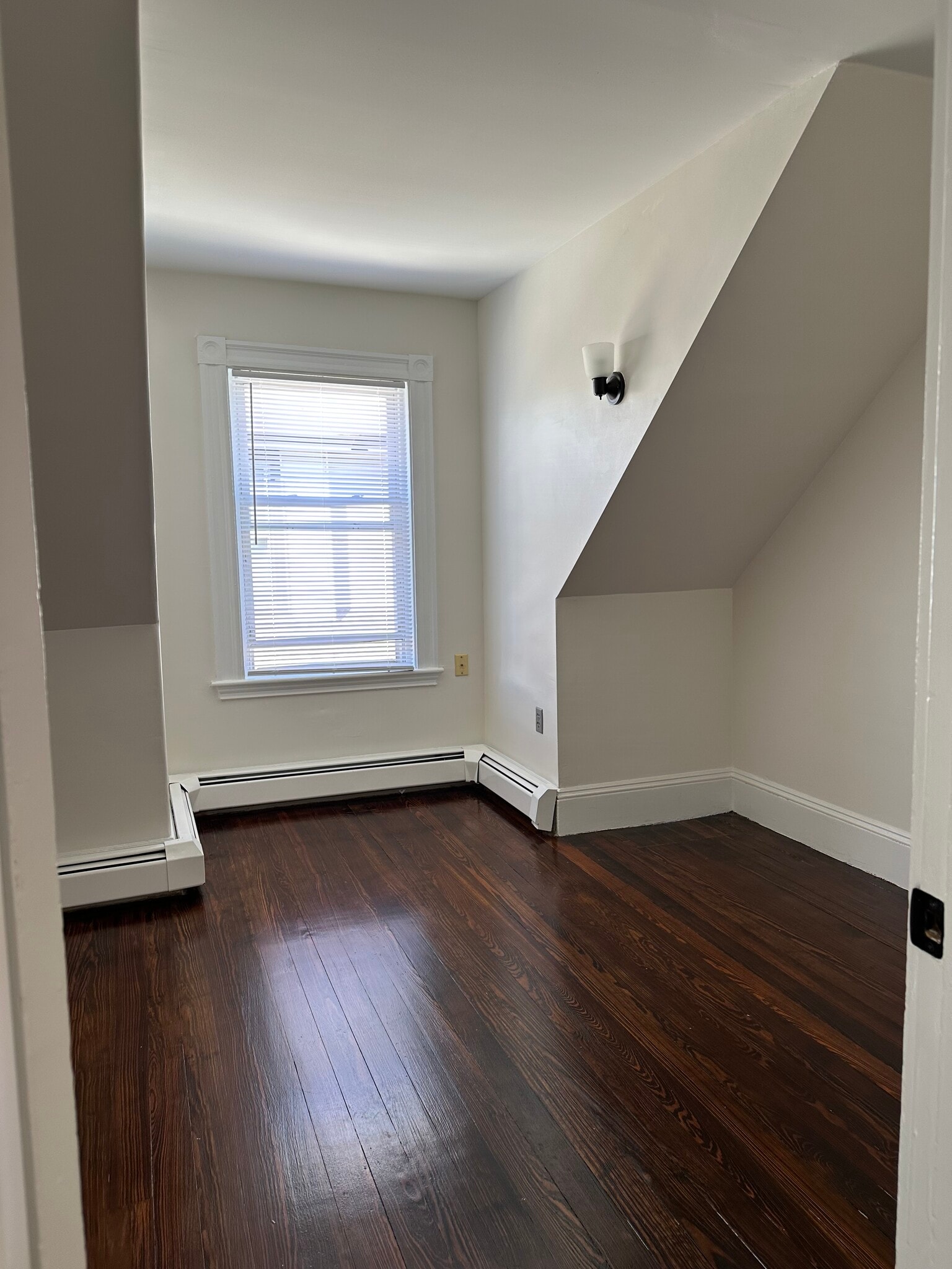 bedroom 1 - 293 Main St