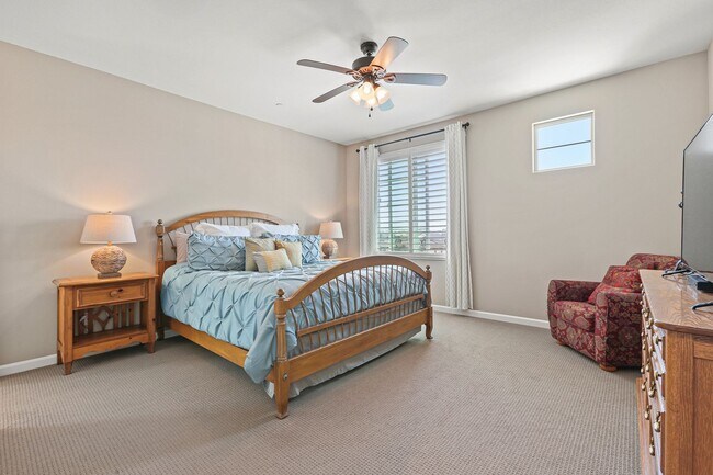 Building Photo - Immaculate single owner home in Natomas w/generous open layout