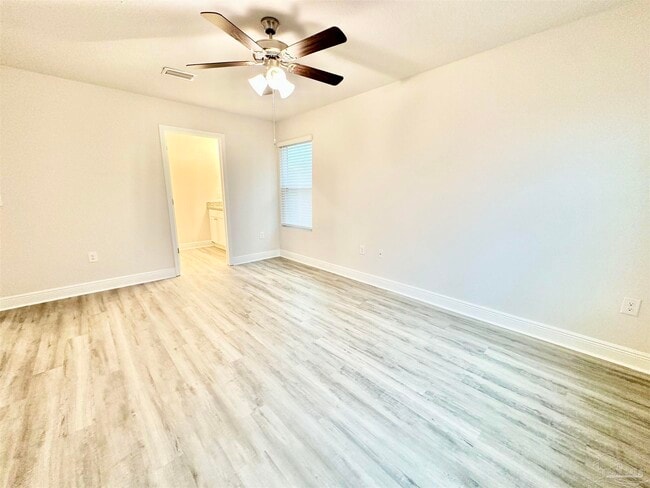 Building Photo - 8630 Meadow Flower Ln