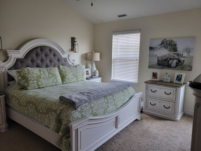 Building Photo - Beautiful 3BD/2.5BA 2 story condo in the Sherwood Lakes Neighborhood!