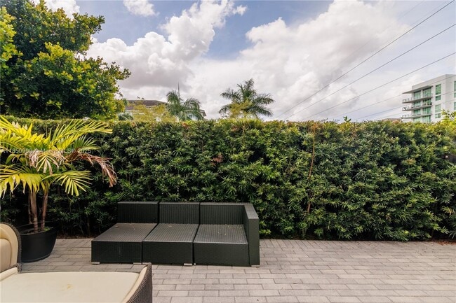 Building Photo - 10590 NW 78th Terrace