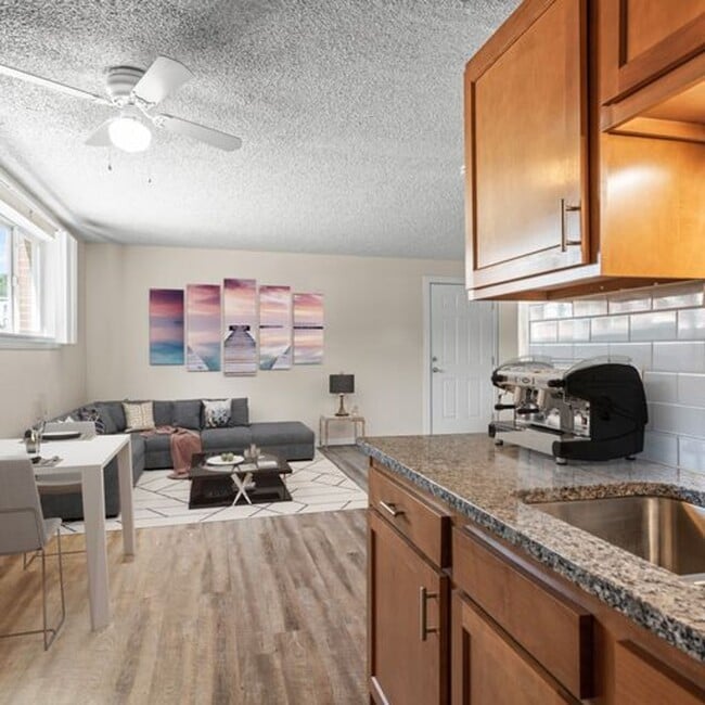 Building Photo - The Villas at Gage Pointe