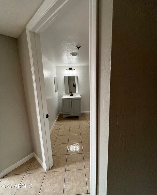 Building Photo - 12221 W Bell Rd