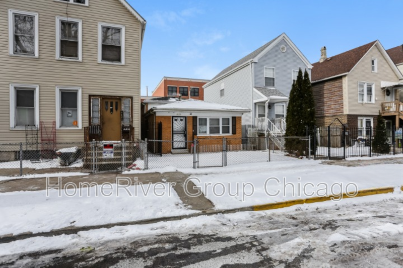 Building Photo - 4630 S Honore St