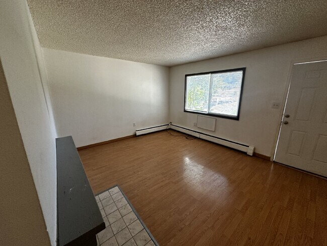 Building Photo - 1275 Wolff St