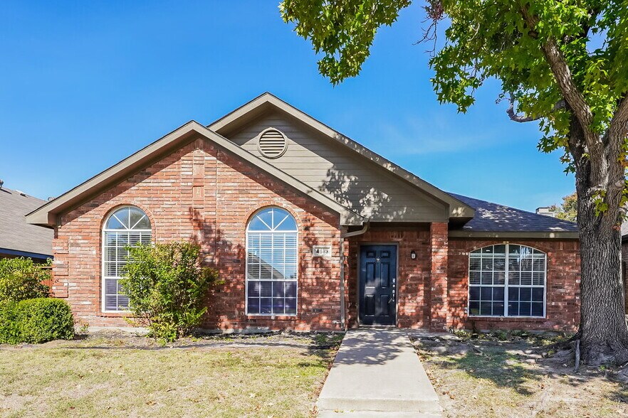 Primary Photo - 4813 Cable Dr