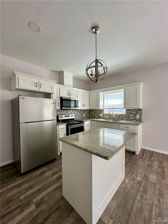 Building Photo - 20 N Winona Dr