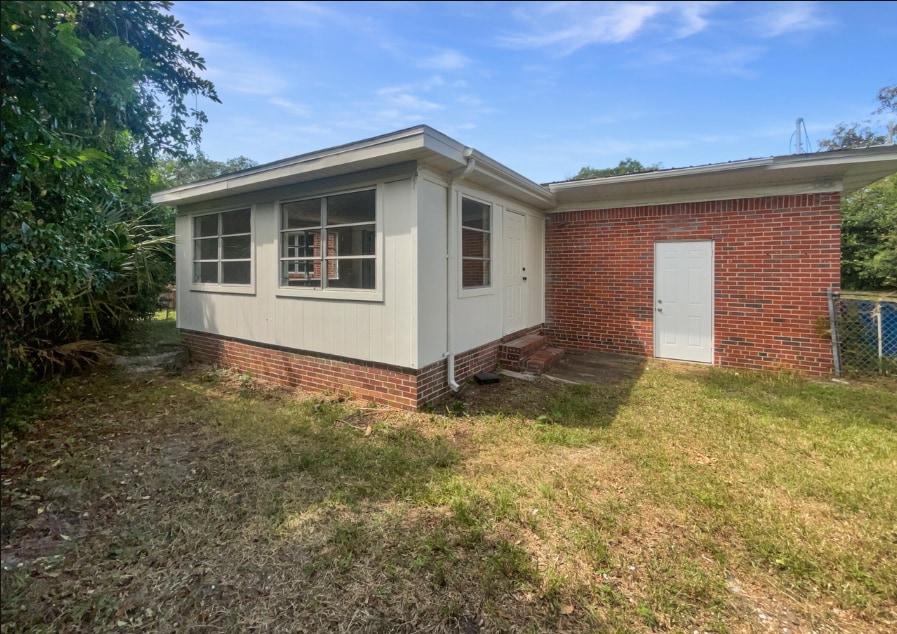 Building Photo - 8308 Manavista St