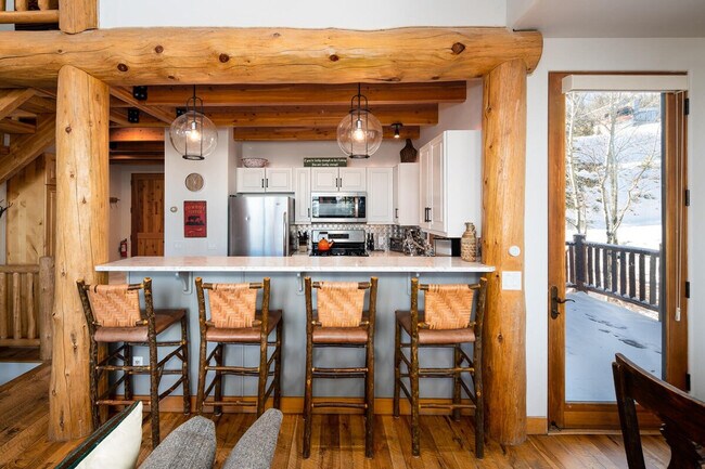 Building Photo - 7 Gambler Dr