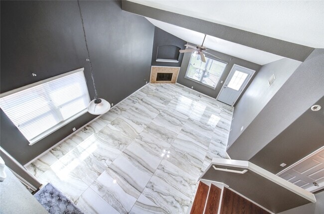 Building Photo - 5711 Kenwood