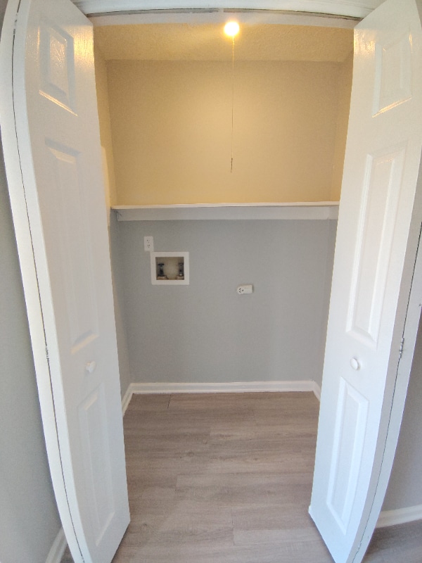 Building Photo - 22 Fonda Dr